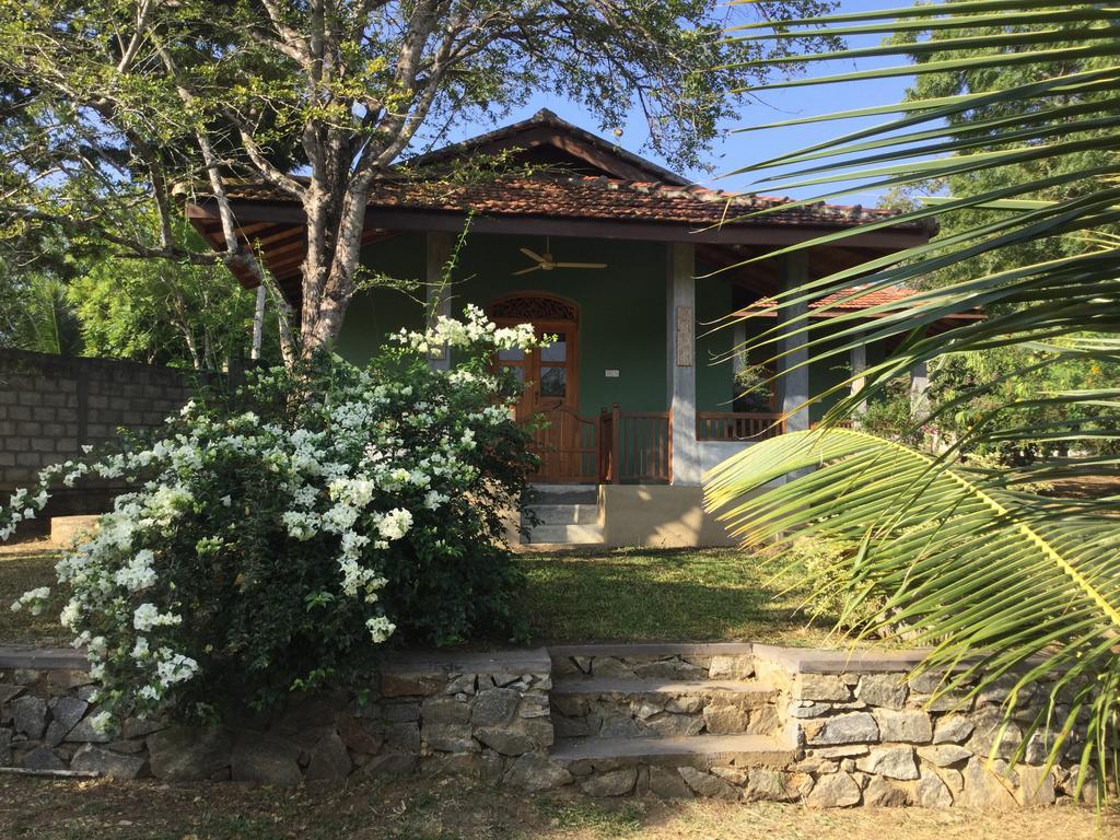 Tranquality Chalets Tangalle Bagian luar foto